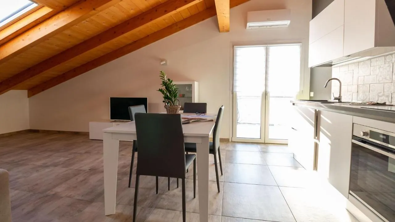 Apartament Casa Degli Artigiani-Attico Con Vista Oristano Włochy