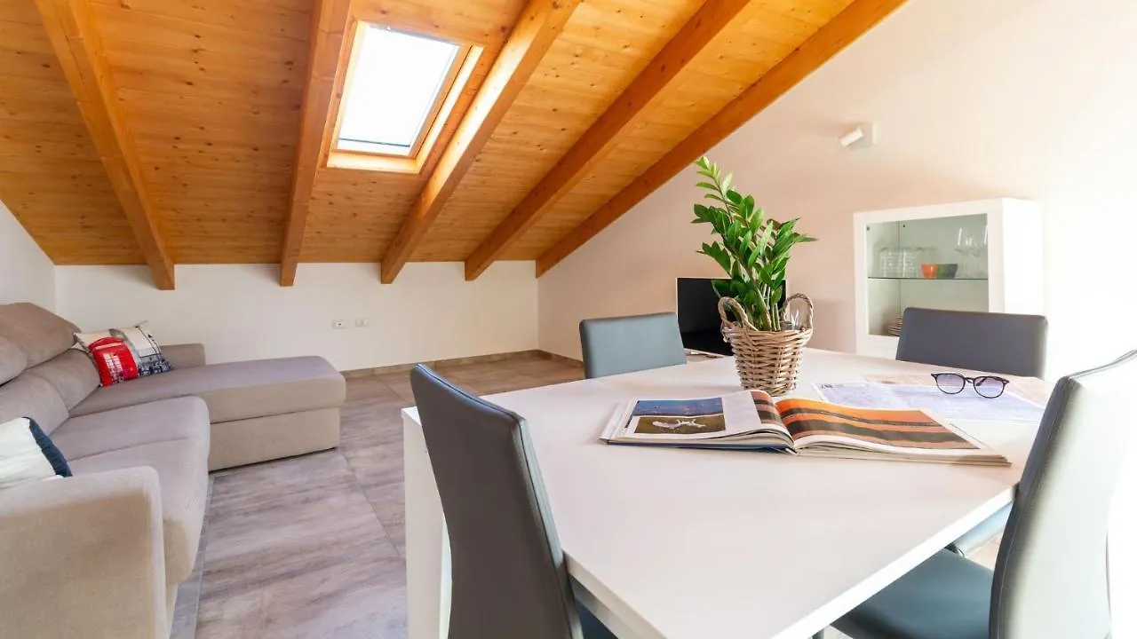 Apartament Casa Degli Artigiani-Attico Con Vista Oristano